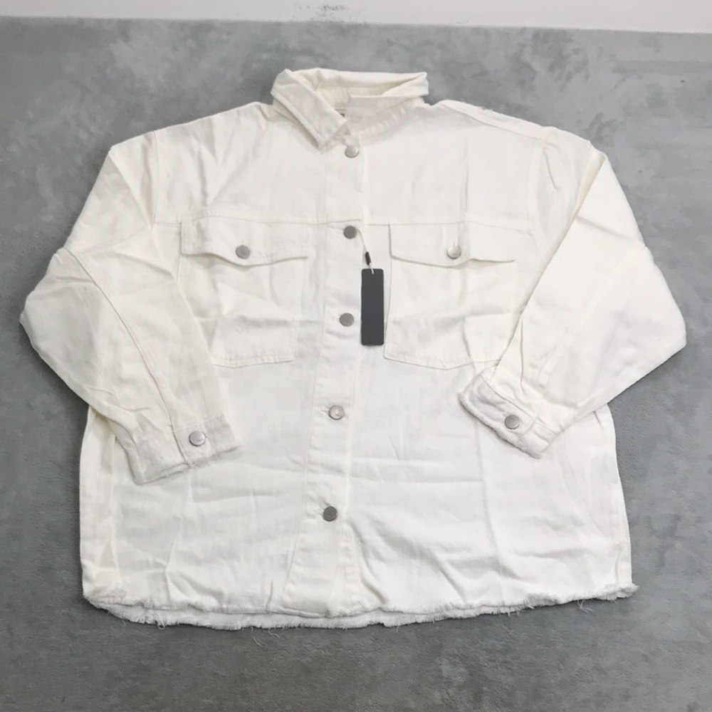 Tractr Women's White Raw Hem Denim Jacket Size L  New